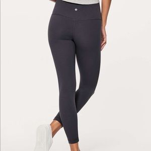 SOLD lululemon Dark Shadow Aligns 25” 4